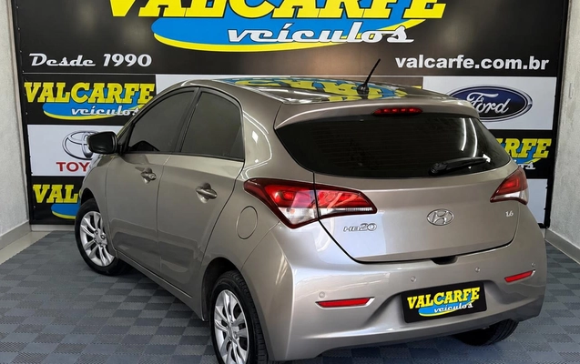 imagem-https://www.socarrao.com.br/sc-vehicle-images-prod/4362816/1792079783956-NC5qZmlm.jfif