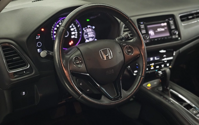 imagem-https://www.socarrao.com.br/sc-vehicle-images-prod/4362904/1792080683355-003_df4c0f65a05e23973c7accb8dad184f8.jpg