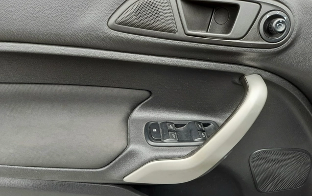imagem-https://www.socarrao.com.br/sc-vehicle-images-prod/4362920/1792080774066-MTEuanBlZw.jpeg