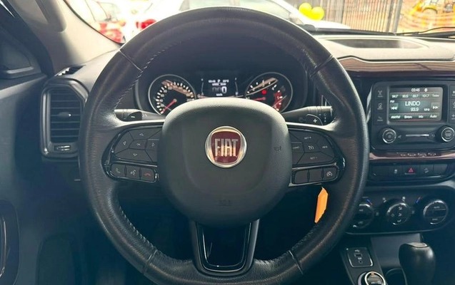 imagem-https://www.socarrao.com.br/sc-vehicle-images-prod/4363030/1792606644203-8573781_8_B_92ee078228.jpeg