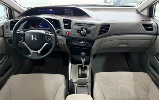 imagem-https://www.socarrao.com.br/sc-vehicle-images-prod/4363080/1792081996033-1559ce1d3f564d578c2f1ef21ec6c445_1792080668221.jpg