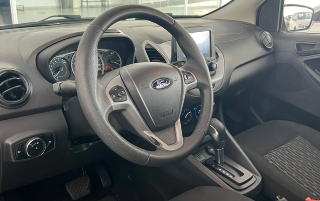 imagem-https://www.socarrao.com.br/sc-vehicle-images-prod/4363107/1792082265525-0ZjFdghPxTlJkQGbb9qlRb5eoFBbqfWR.jpg