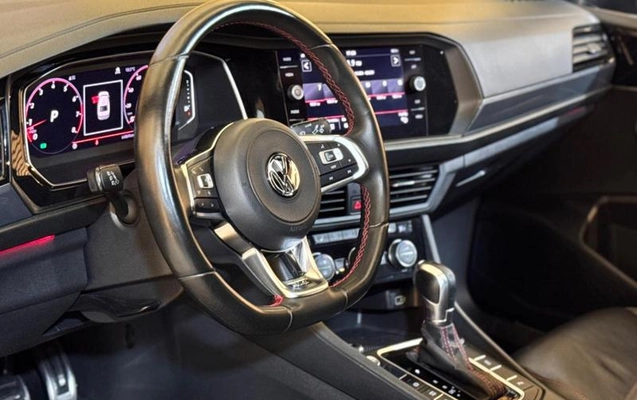 imagem-https://www.socarrao.com.br/sc-vehicle-images-prod/4363189/1792082890517-8384037_12_B_8cbd9f4678.jpeg