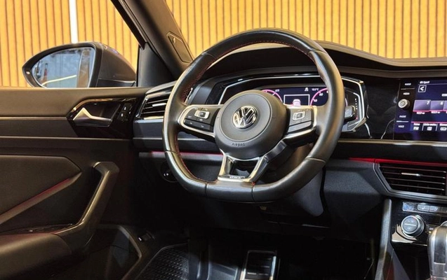 imagem-https://www.socarrao.com.br/sc-vehicle-images-prod/4363189/1792082890520-8384037_19_B_3c7276eacf.jpeg