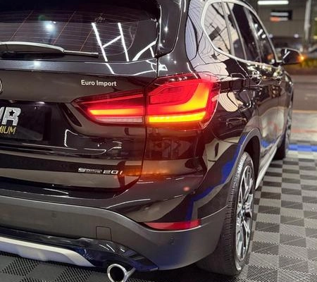 imagem-https://www.socarrao.com.br/sc-vehicle-images-prod/4363236/1792083556628-8493435_11_B_abf1070d35.jpeg