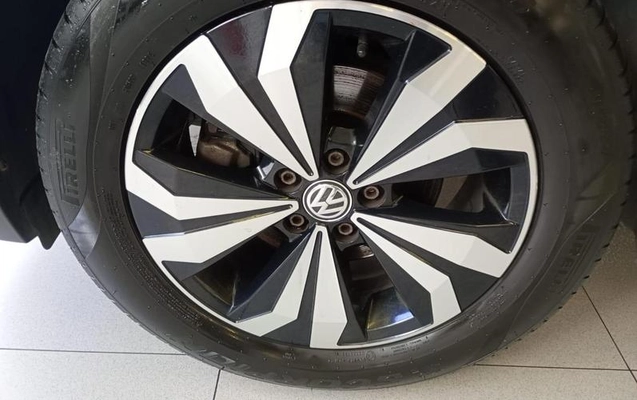imagem-https://www.socarrao.com.br/sc-vehicle-images-prod/4363250/1792154549023-8573958_7_B_d5e8ad66b5.jpeg