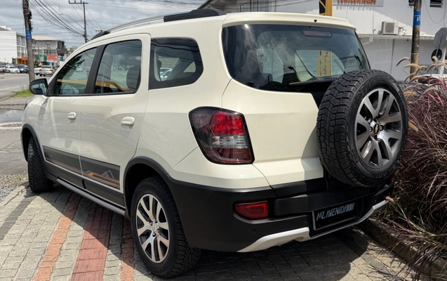 imagem-https://www.socarrao.com.br/sc-vehicle-images-prod/4363267/1792083621996-a47adde1d1d7425ead85eeec53e7eba0_1792083524580.jpg