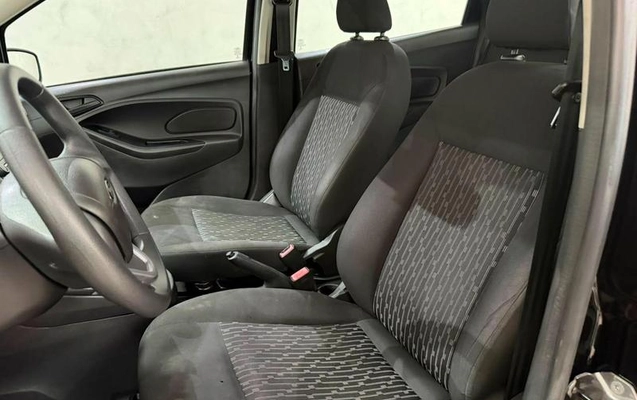 imagem-https://www.socarrao.com.br/sc-vehicle-images-prod/4363289/1792083822834-8349238_8_B_acc9dc7cc7.jpeg