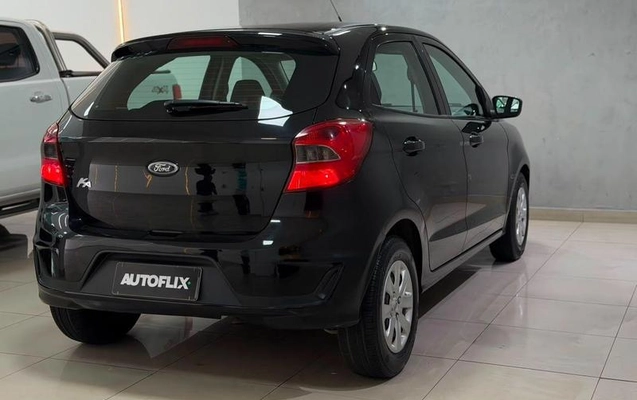 imagem-https://www.socarrao.com.br/sc-vehicle-images-prod/4363289/1792083822836-8349238_13_B_141b82ca20.jpeg