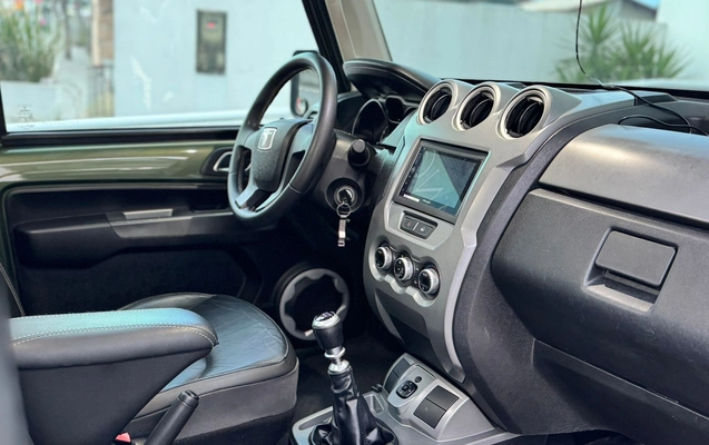 imagem-https://www.socarrao.com.br/sc-vehicle-images-prod/4363298/1792083940623-003_df5b0c2636eaa9d609a5adb6a088e5ff.jpeg