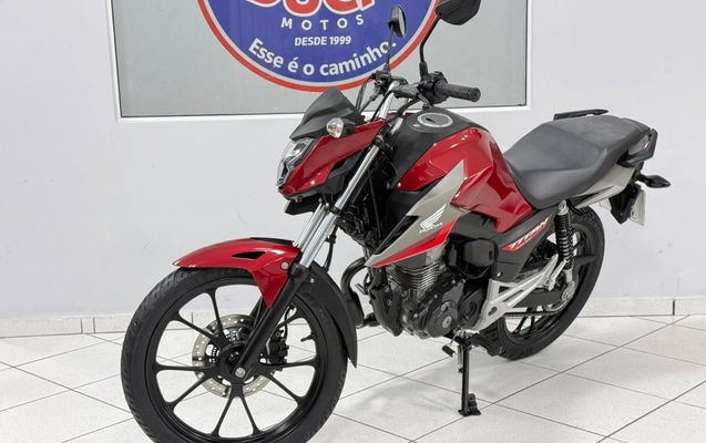 imagem-https://www.socarrao.com.br/sc-vehicle-images-prod/4363301/1792083975902-V2hhdHNBcHAgSW1hZ2UgMjAyNi0xMC0xMCBhdCAxMS4wNC4xOC5qcGVn.jpeg
