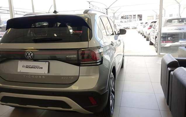 imagem-https://www.socarrao.com.br/sc-vehicle-images-prod/4363303/1792696732249-8574012_11_B_51e169c9a8.jpeg