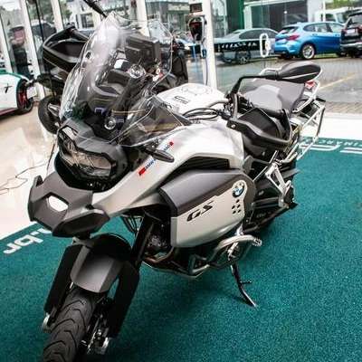 imagem-https://www.socarrao.com.br/sc-vehicle-images-prod/4363318/1792185013693-8574055_3_B_72248c7df3.jpeg