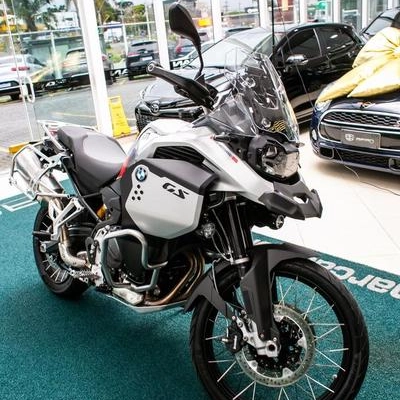 imagem-https://www.socarrao.com.br/sc-vehicle-images-prod/4363318/1792185013699-8574055_17_B_b25ce5eec8.jpeg