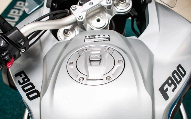 imagem-https://www.socarrao.com.br/sc-vehicle-images-prod/4363318/1792185013718-8574055_10_B_949310336c.jpeg