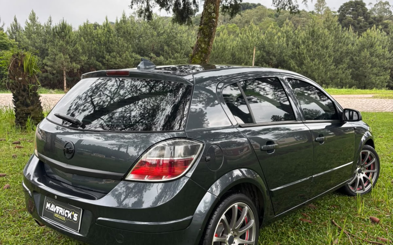 imagem-https://www.socarrao.com.br/sc-vehicle-images-prod/4363360/1792084558919-YTI0ZjA1YWUtNTc2NS00YTZiLWI1Y2ItMTFlYjMzY2RjNDlhLmpmaWY.jfif