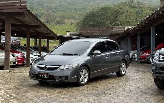 imagem-https://www.socarrao.com.br/sc-vehicle-images-prod/4363370/1792084692163-f6Ap7ffrngN9UgWRsqlfIS2RrNGi9q30.jpg