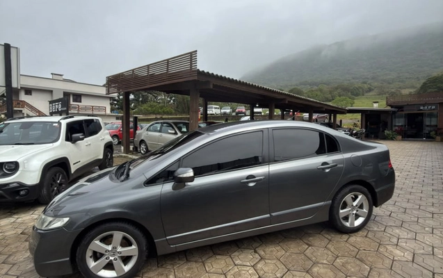 imagem-https://www.socarrao.com.br/sc-vehicle-images-prod/4363370/1792084692166-YPH4P9r6WTr8eF9rtvJx5yUpH6ffR2Lc.jpg