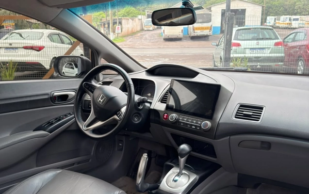 imagem-https://www.socarrao.com.br/sc-vehicle-images-prod/4363370/1792084692169-8GyXAdihdqSOkkeWhQnVPEuW31TYav7A.jpg