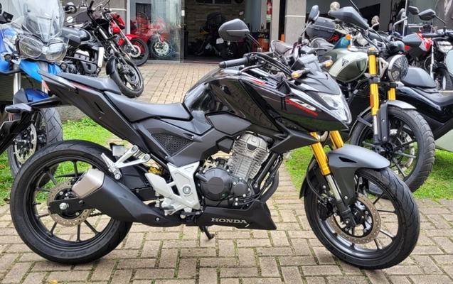 imagem-https://www.socarrao.com.br/sc-vehicle-images-prod/4363408/1792085168064-MS5qcGVn.jpeg