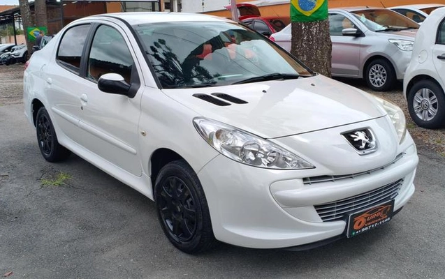 imagem-https://www.socarrao.com.br/sc-vehicle-images-prod/4363412/1792085224688-8574087_2_B_129448c994.jpeg