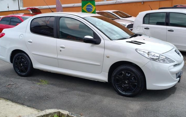 imagem-https://www.socarrao.com.br/sc-vehicle-images-prod/4363412/1792085224691-8574087_3_B_9db8d66379.jpeg