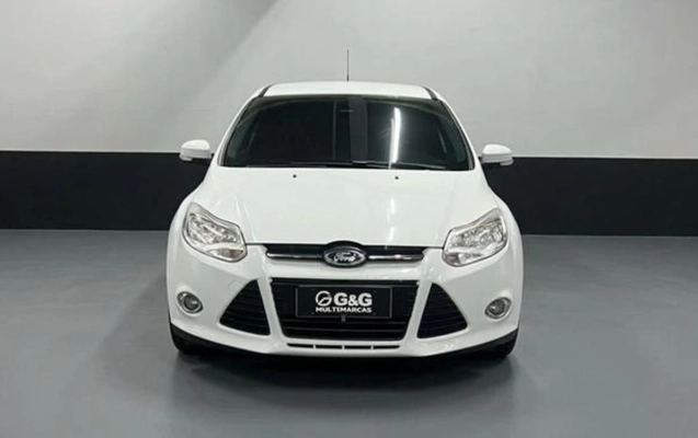 imagem-https://www.socarrao.com.br/sc-vehicle-images-prod/4363442/1792085342637-Nzc5MDQ4NF8xX0JfMmI2MzA2YmE1OS5qcGVn.jpeg