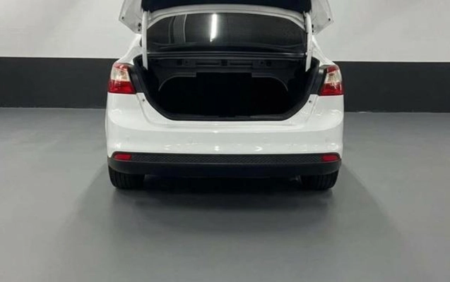 imagem-https://www.socarrao.com.br/sc-vehicle-images-prod/4363442/1792085342937-Nzc5MDQ4NF81X0JfZTc4MmNkODIxNC5qcGVn.jpeg