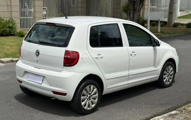 imagem-https://www.socarrao.com.br/sc-vehicle-images-prod/4363444/1792085369590-8573536_7_B_4c699d29e5.jpeg
