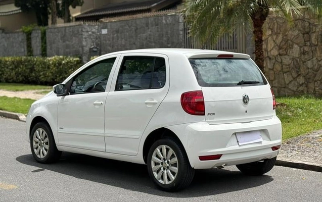 imagem-https://www.socarrao.com.br/sc-vehicle-images-prod/4363444/1792085369595-8573536_1_B_dc8cd8b05f.jpeg