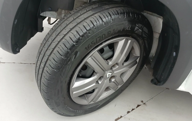 imagem-https://www.socarrao.com.br/sc-vehicle-images-prod/4363452/1792085423620-2_095223.jpg