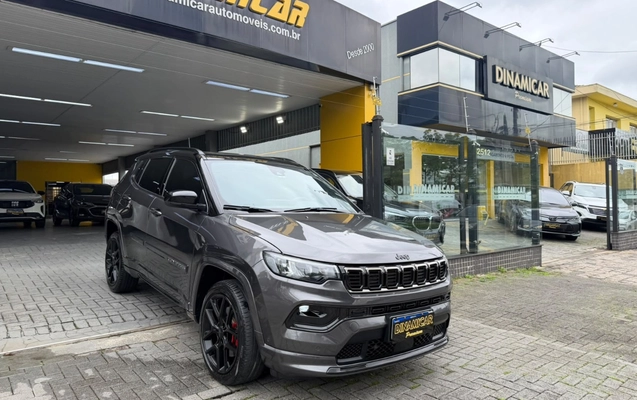 imagem-https://www.socarrao.com.br/sc-vehicle-images-prod/4363512/1792085823815-MS5qcGVn.jpeg