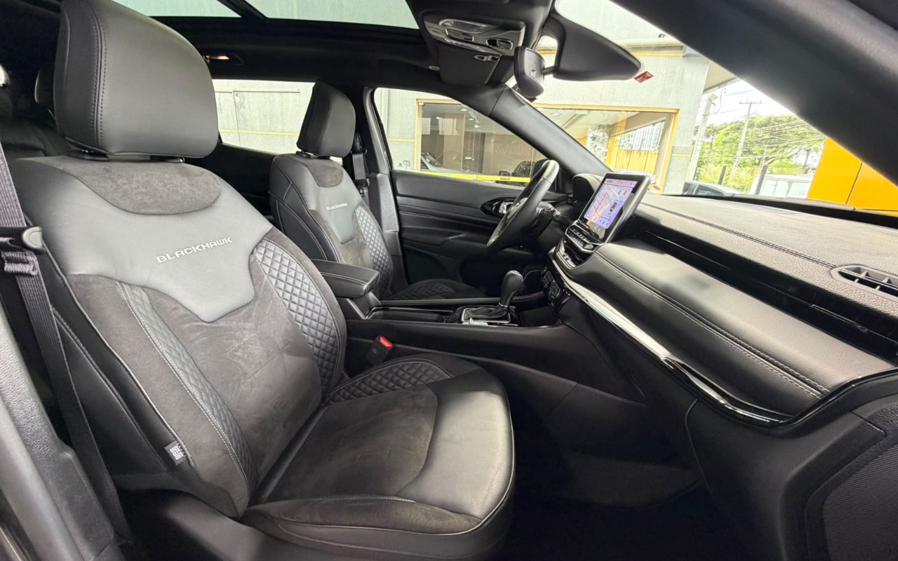 imagem-https://www.socarrao.com.br/sc-vehicle-images-prod/4363512/1792085825260-MTguanBlZw.jpeg