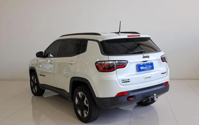 imagem-https://www.socarrao.com.br/sc-vehicle-images-prod/4363585/1792086408779-8444360_3_B_2eadb6a8cb.jpeg