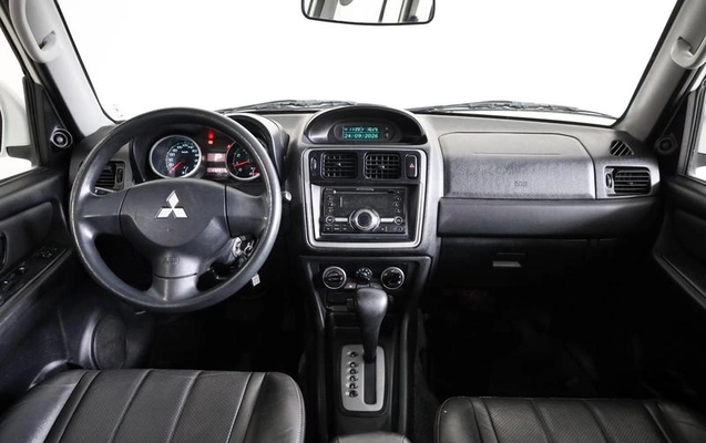 imagem-https://www.socarrao.com.br/sc-vehicle-images-prod/4363607/1792086622413-8496340_9_B_9649a6c1dc.jpeg