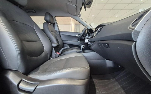 imagem-https://www.socarrao.com.br/sc-vehicle-images-prod/4363623/1792086778974-8488035_6_B_3e0a362464.jpeg