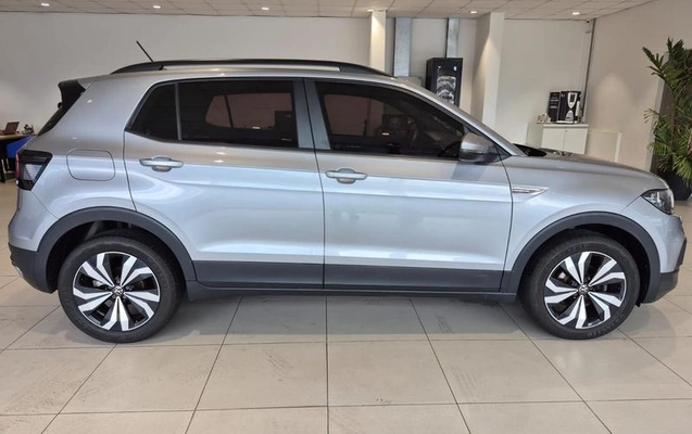 imagem-https://www.socarrao.com.br/sc-vehicle-images-prod/4363626/1792086818050-8439227_16_B_8f91f50435.jpeg