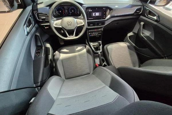 imagem-https://www.socarrao.com.br/sc-vehicle-images-prod/4363626/1792086818064-8439227_10_B_bc0b176dad.jpeg
