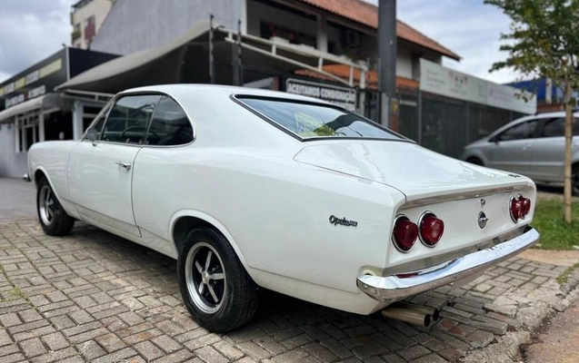 imagem-https://www.socarrao.com.br/sc-vehicle-images-prod/4363627/1792086835745-8574353_0_B_1c2613171e.jpeg