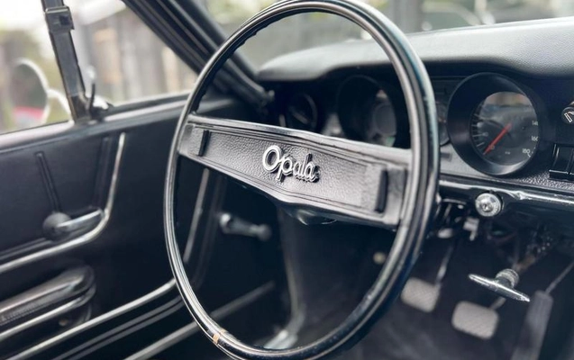 imagem-https://www.socarrao.com.br/sc-vehicle-images-prod/4363627/1792086835766-8574353_16_B_f7f493092e.jpeg
