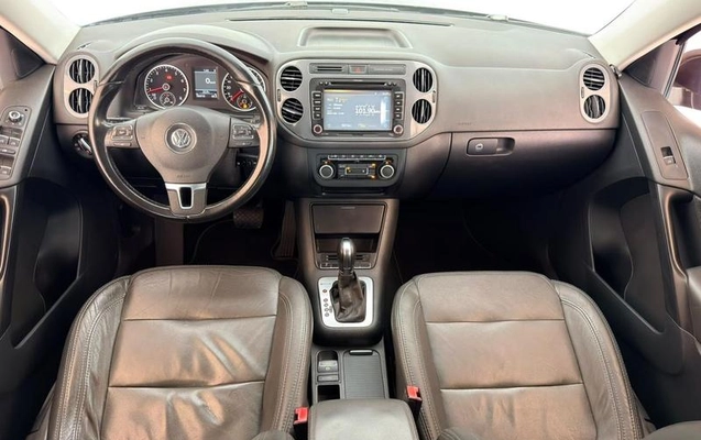 imagem-https://www.socarrao.com.br/sc-vehicle-images-prod/4363629/1792090141619-8570305_12_B_53aaf3c25e.jpeg