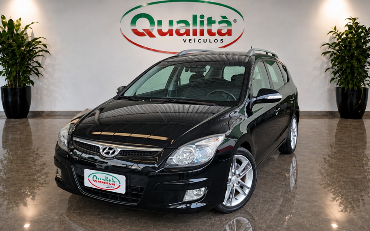 Hyundai i30cw 2011 Preto — foto 1 de 3