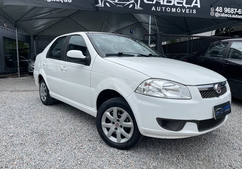 Fiat Siena 2015 Branco — foto 1 de 3