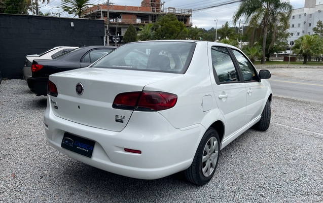 imagem-https://www.socarrao.com.br/sc-vehicle-images-prod/4363643/1792087060441-df8a01ce-b445-4122-8b8e-defc141aab12.jpeg