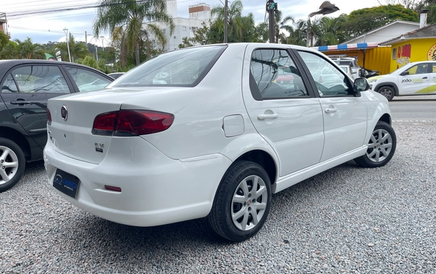 imagem-https://www.socarrao.com.br/sc-vehicle-images-prod/4363643/1792087060453-be7007d2-39d6-4cef-b89d-b0326eca46a7.jpeg