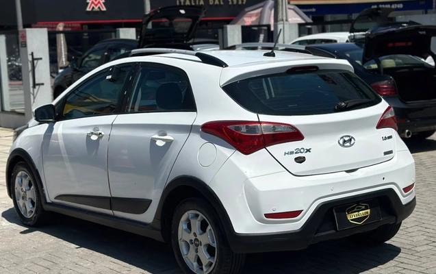 imagem-https://www.socarrao.com.br/sc-vehicle-images-prod/4363647/1792087073921-gb-4818f54.jpeg