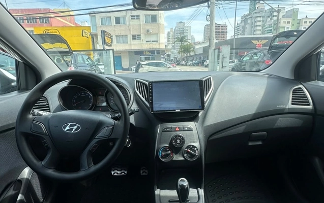 imagem-https://www.socarrao.com.br/sc-vehicle-images-prod/4363647/1792087073923-gb-61a4e6f.jpeg