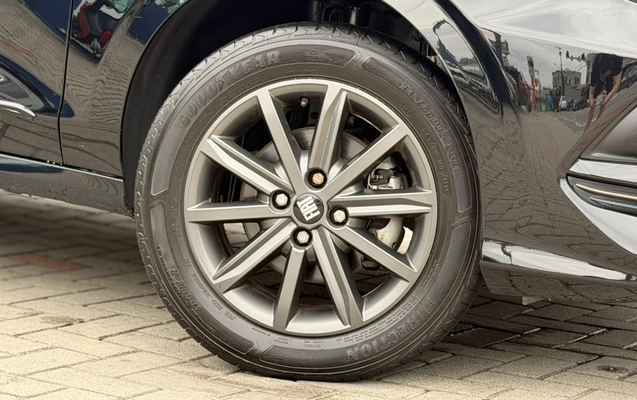 imagem-https://www.socarrao.com.br/sc-vehicle-images-prod/4363739/1792087926134-003_ffdd737857d022e4b8e66408fd88f467.jpg