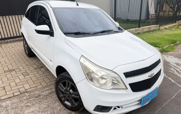 imagem-https://www.socarrao.com.br/sc-vehicle-images-prod/4363770/1792088011653-SU1HXzI2NDIuanBlZw.jpeg
