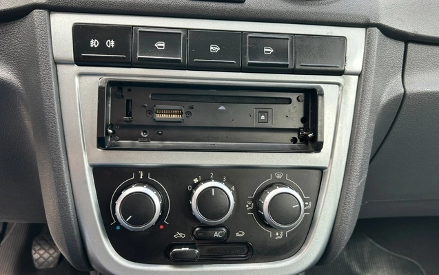 imagem-https://www.socarrao.com.br/sc-vehicle-images-prod/4363776/1792520674880-gb-6b249f7.jpeg